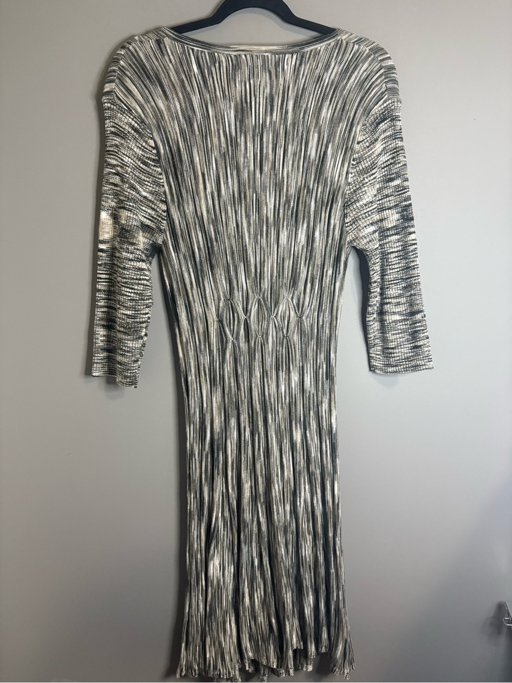 Connected Apparel Gray & Ivory Knit Fit & Flare Dress Size Large - Picture 7 of 9